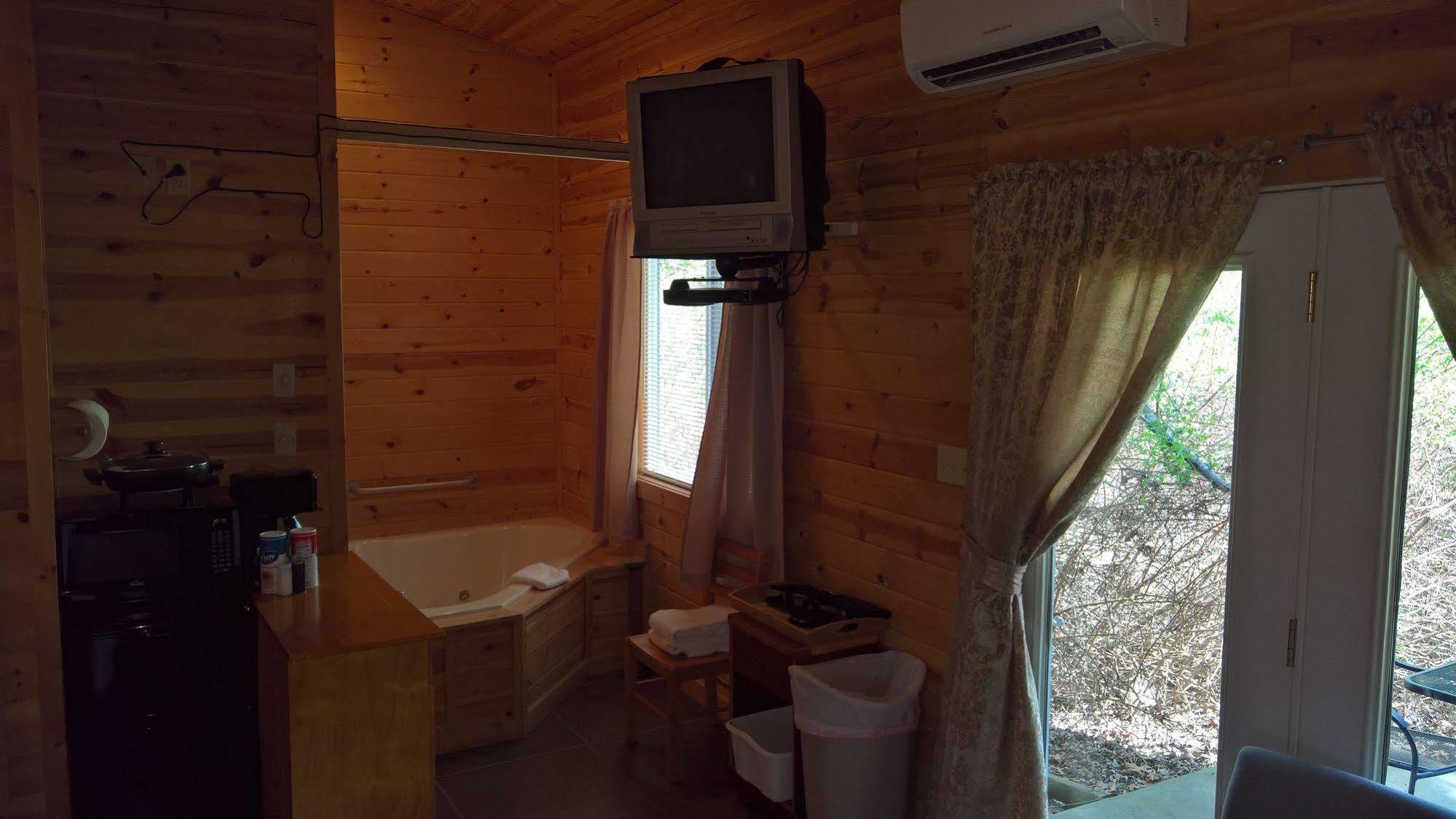 Cabins At Sugar Mountain Apartment Eureka Springs Bagian luar foto